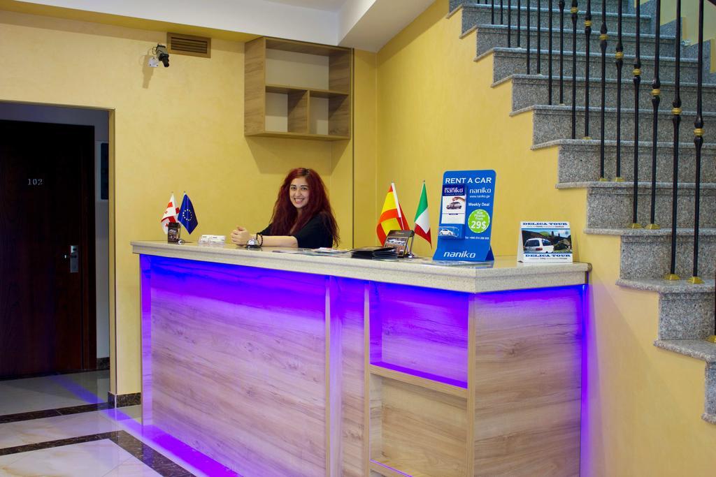 Hotel Feri Тбилиси Екстериор снимка